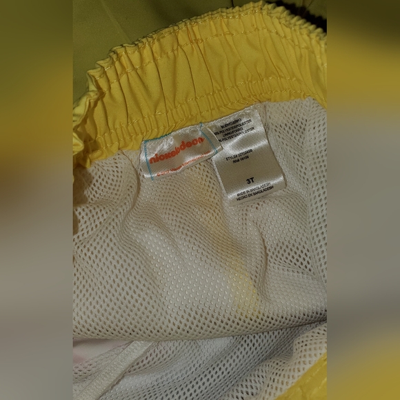 Nickelodean Sponge Bob Boys Swim Shorts**Bright Yellow**Inner Lining**2 Sizes - Picture 3 of 3